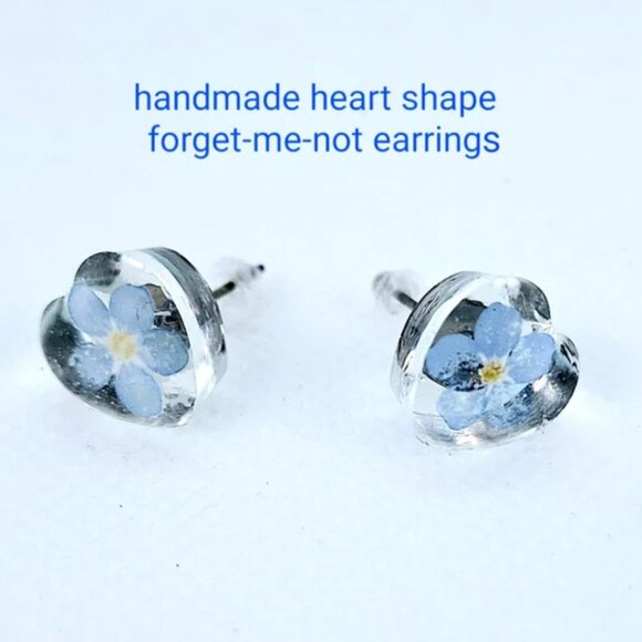 Handmade Heart Shape Real Forget Me Not Earrings/Forget-me-not stud earrings - Picture 1 of 7
